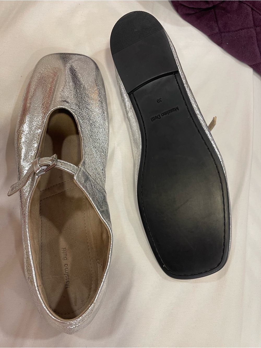 Massimo Dutti Silver Metallic Flats - Picture 5 of 16
